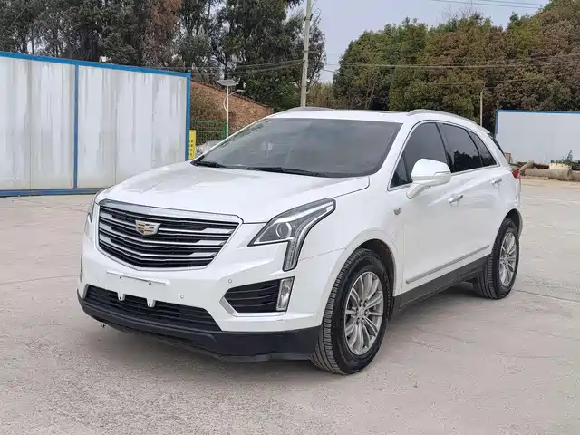 CADILLAC XT5