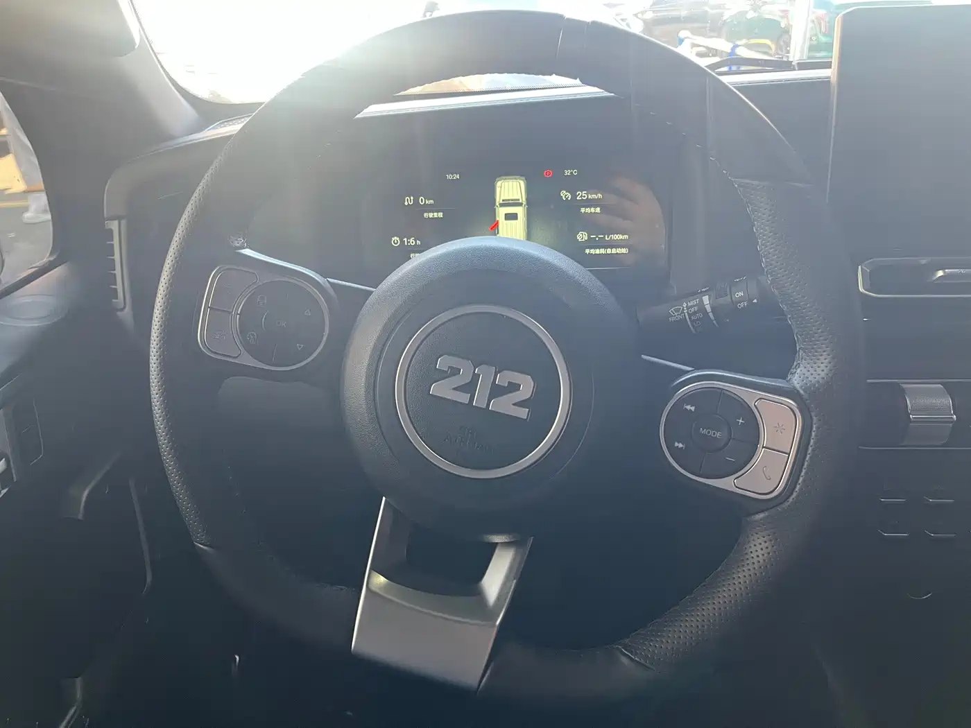 212 T01 2025 2024 2.0T Explorer