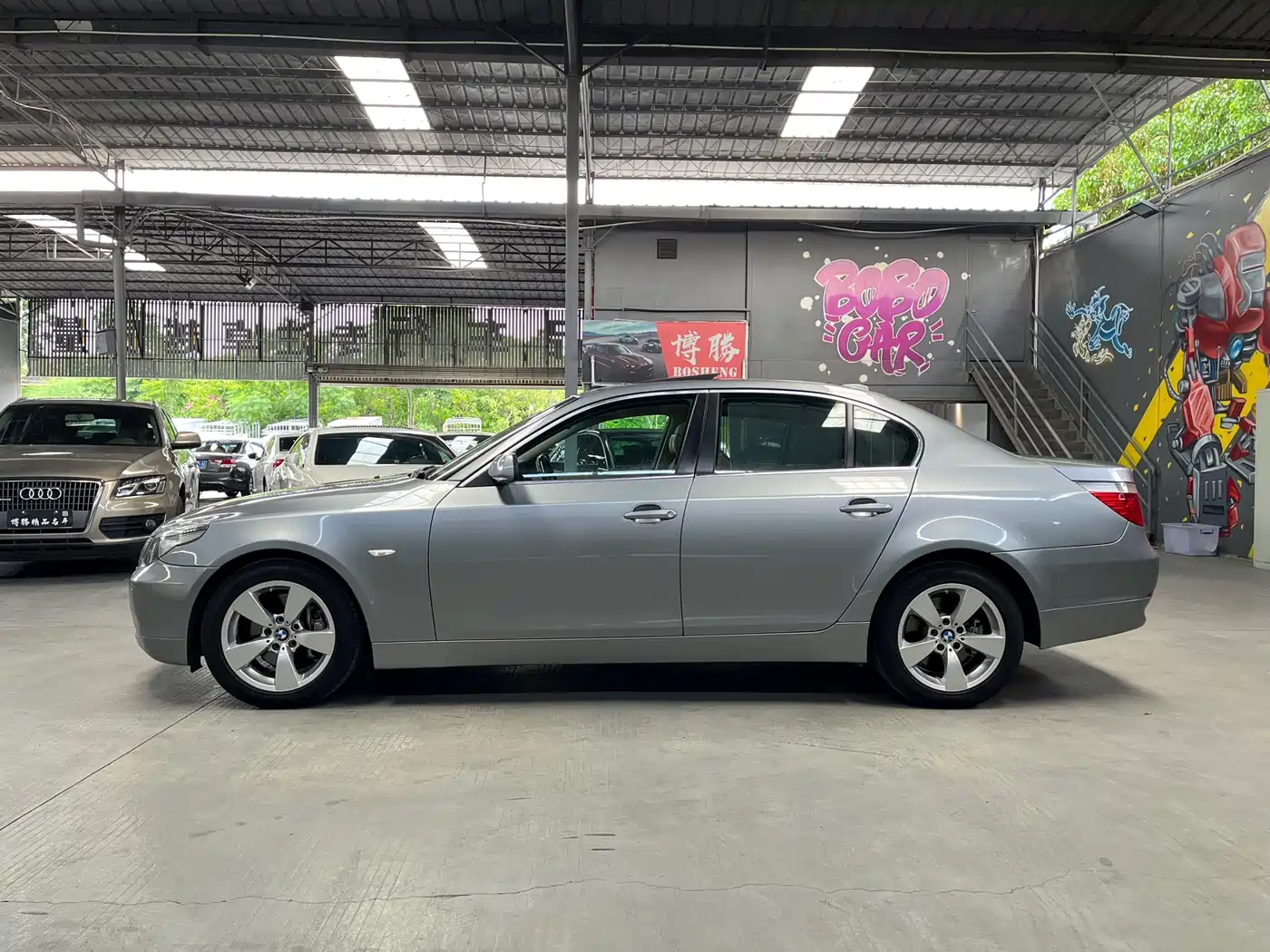 BMW 5 Series 2005 Model 530i фото 10