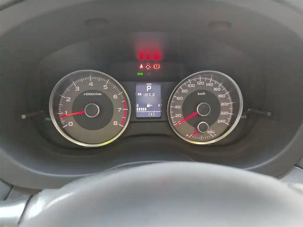Subaru Forester 2016 2.0i Luxury Navigation Edition фото 4