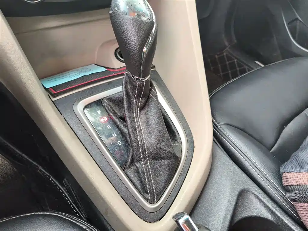 Buick Excelle 2015 15N Automatic Elite фото 7