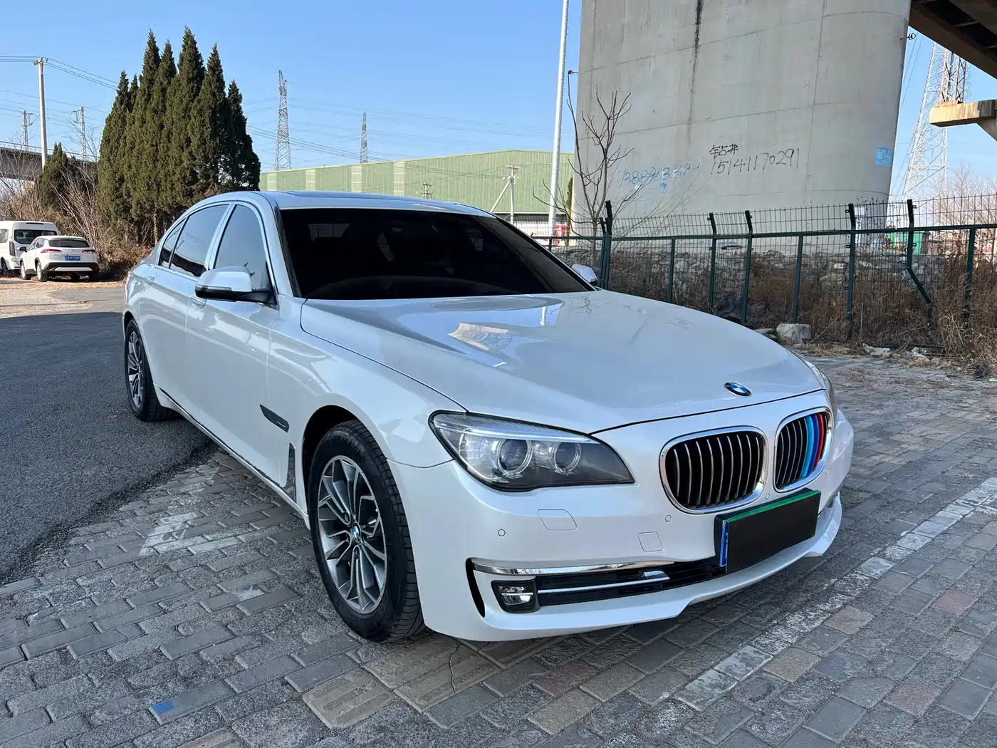 BMW 7 Series 2014 730Li Premium фото 3