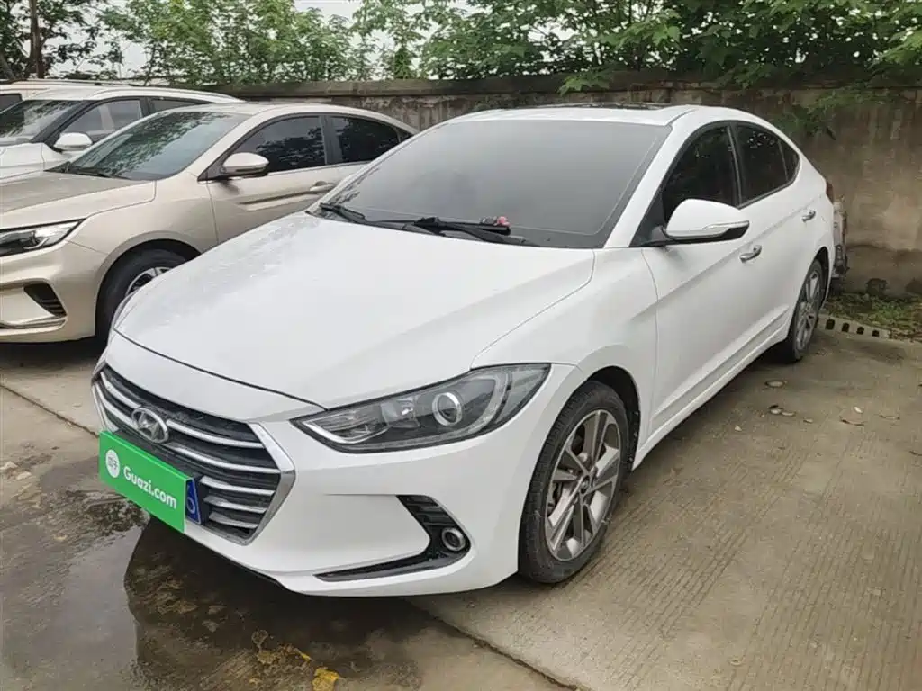 Hyundai Elantra 2016 Model 1.6L Automatic Smart Elite фото 2