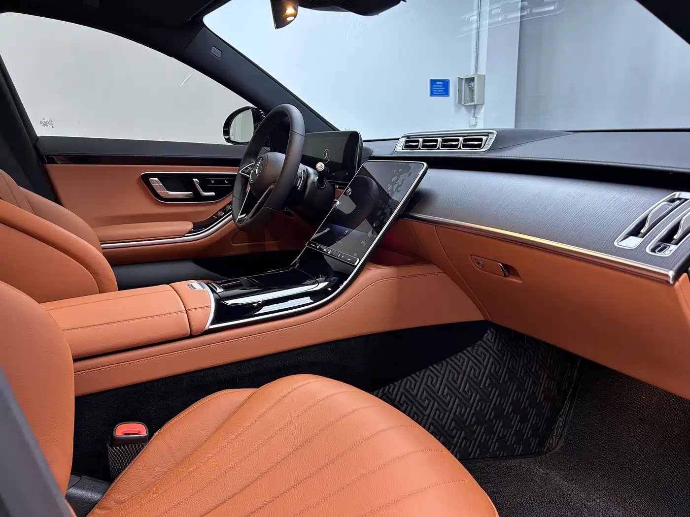 Mercedes-Benz S-Class 2024 S 400 L Business Edition фото 13