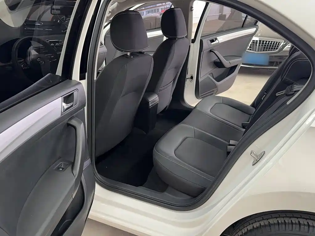 Škoda Rapid 2021 2020 1.5L Automatic Comfort Edition