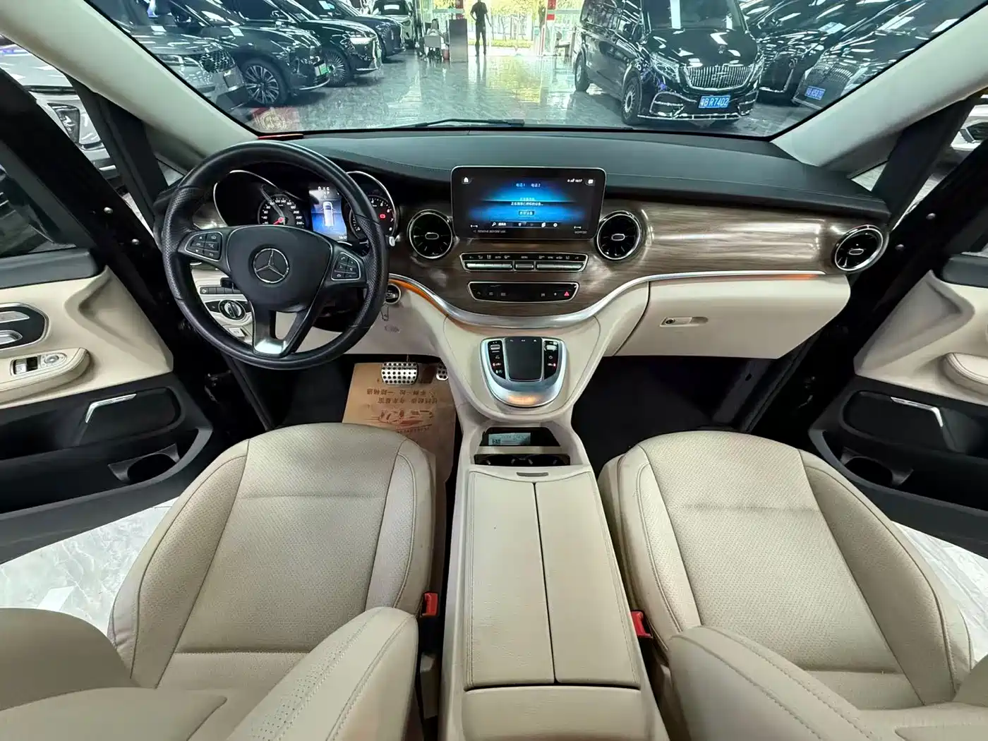 Mercedes-Benz V-Class 2021 V 260 Premium Edition фото 7
