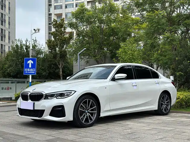 BMW 3 Series 2020