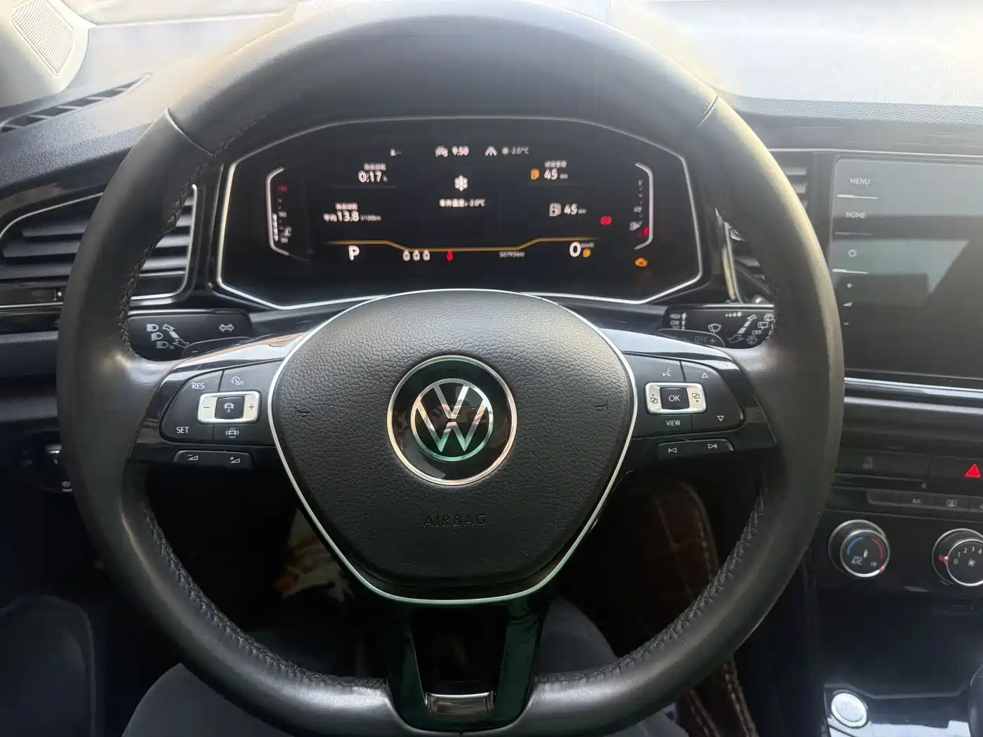 VOLKSWAGEN T ROC EXPLORING SONGS