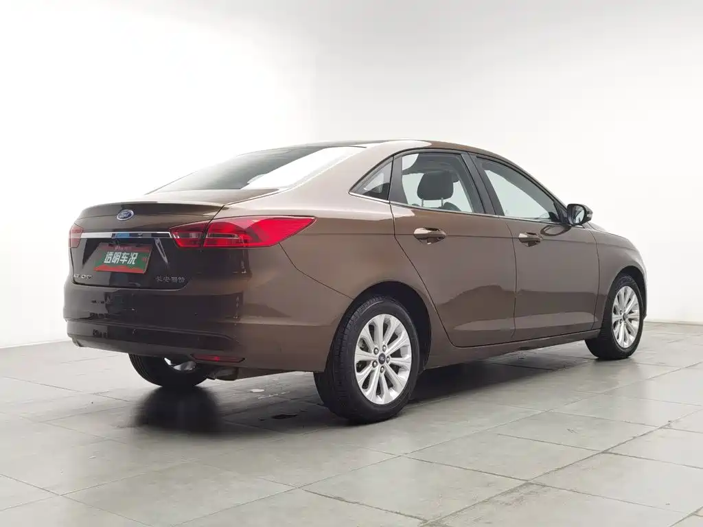 Ford Escort 2015 2015 1.5L Automatic Fashion