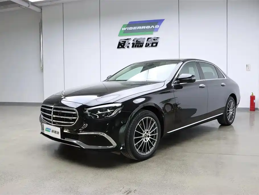 Mercedes-Benz E-Class 2023 Facelift E 260 L