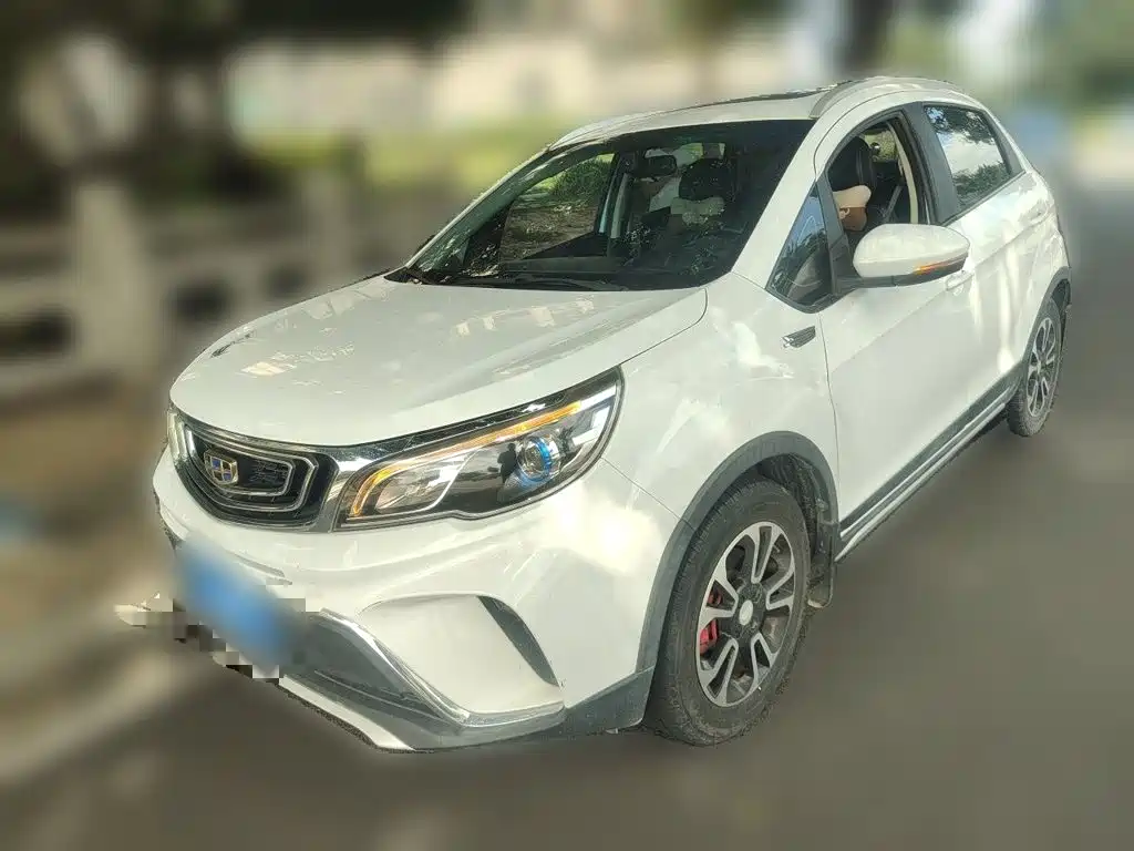 Фото 2 - Geely Vision X3