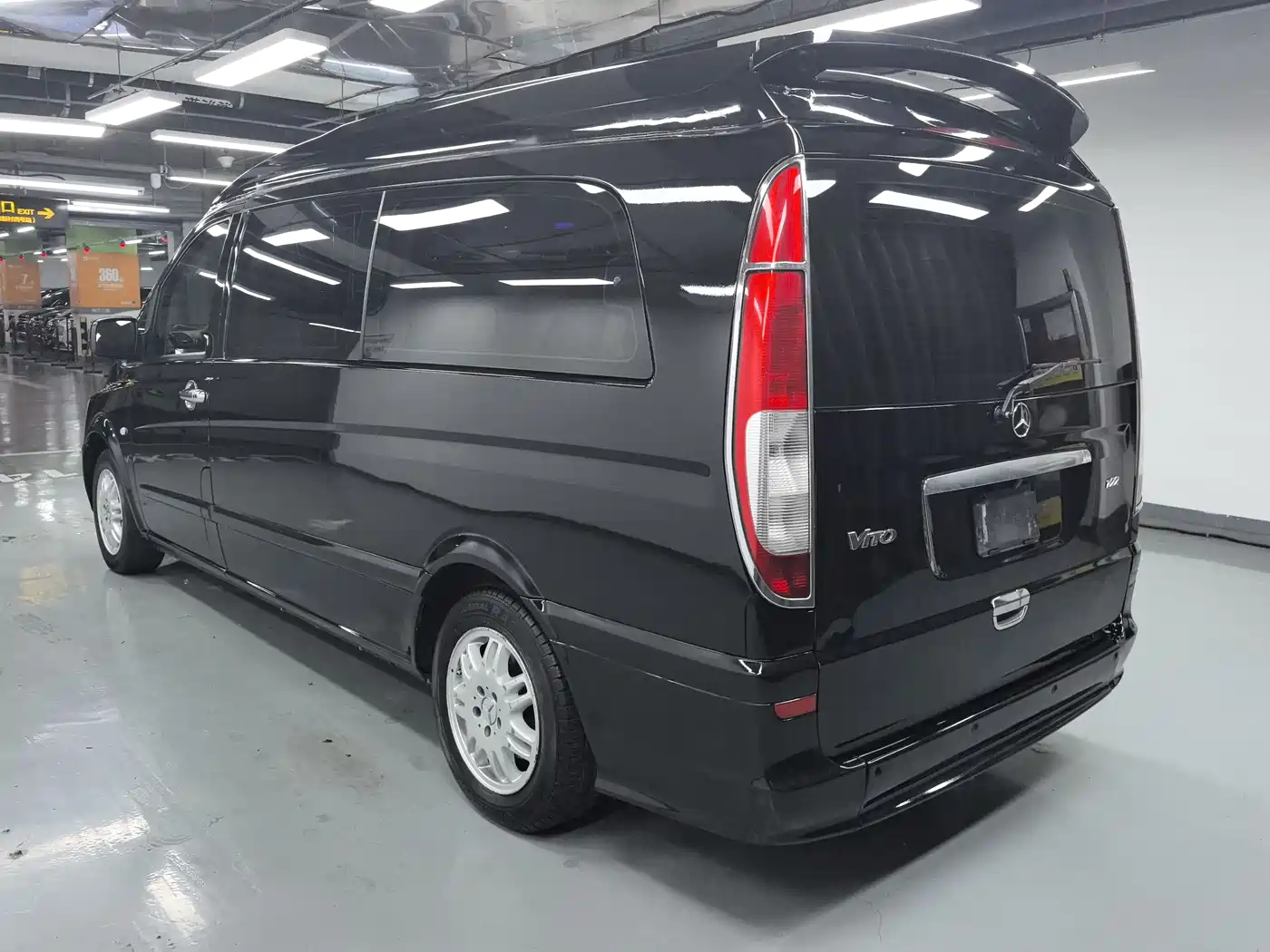 Mercedes-Benz Vito 2015 3.0L Elite фото 15