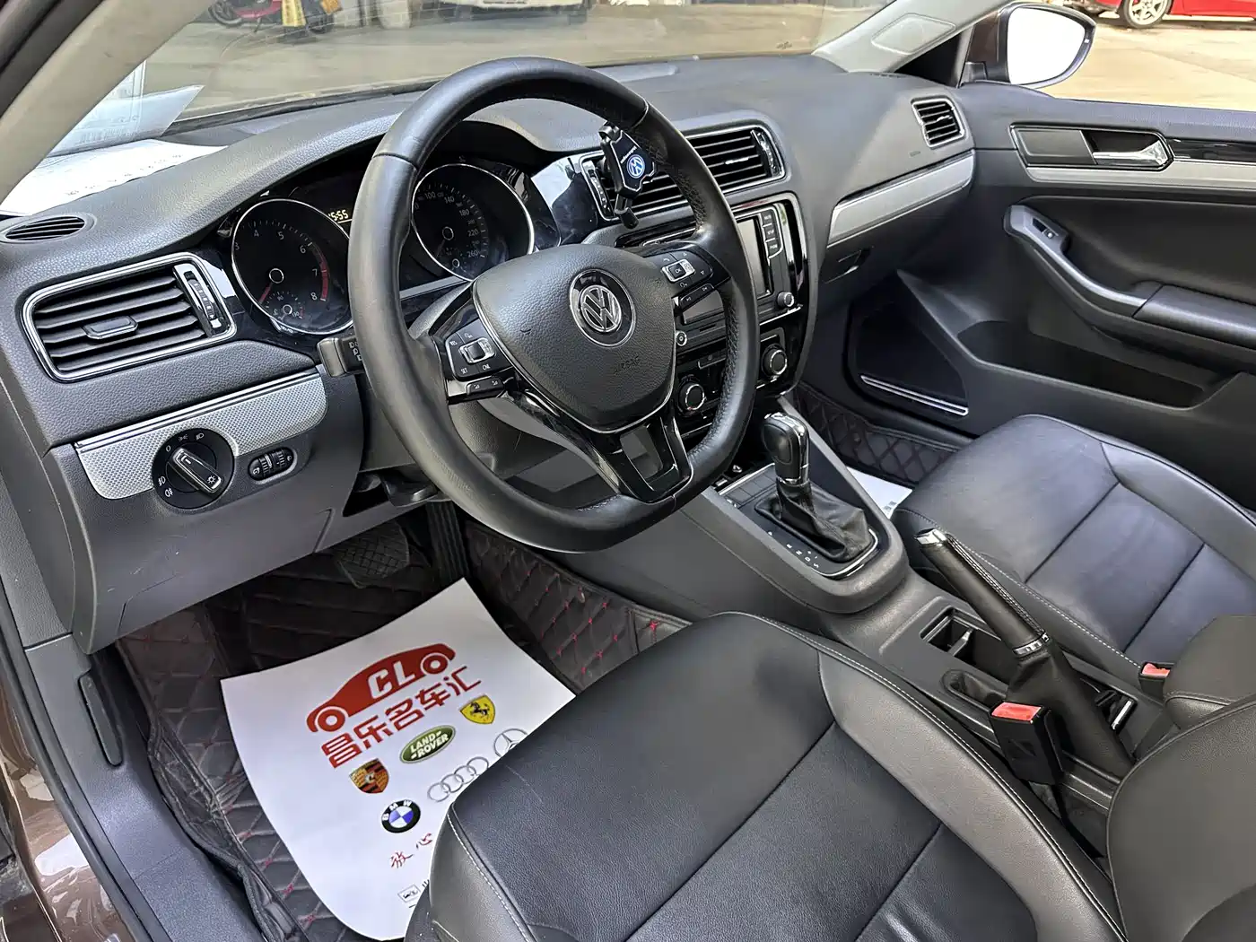 Volkswagen Sagitar 2017 230TSI Automatic Comfort фото 9