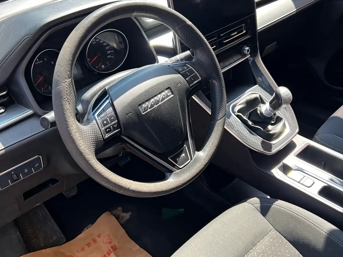 Фото 9 - Haval M6