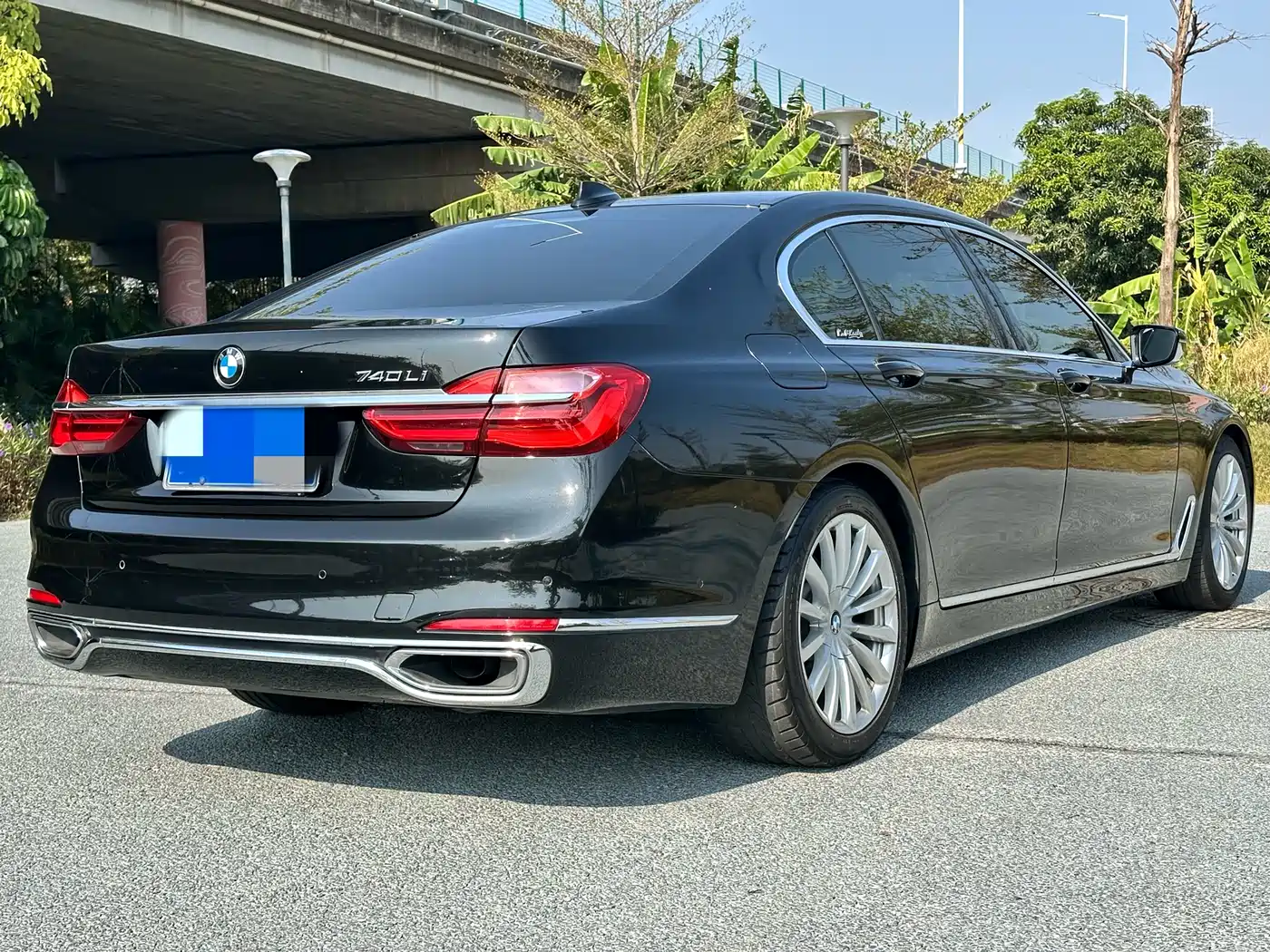 BMW 7 Series 2018 730Li Leading Type Excellence Package фото 4
