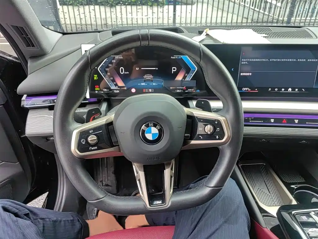 BMW 5 Series 2025 530Li Premium M Sport Package фото 11