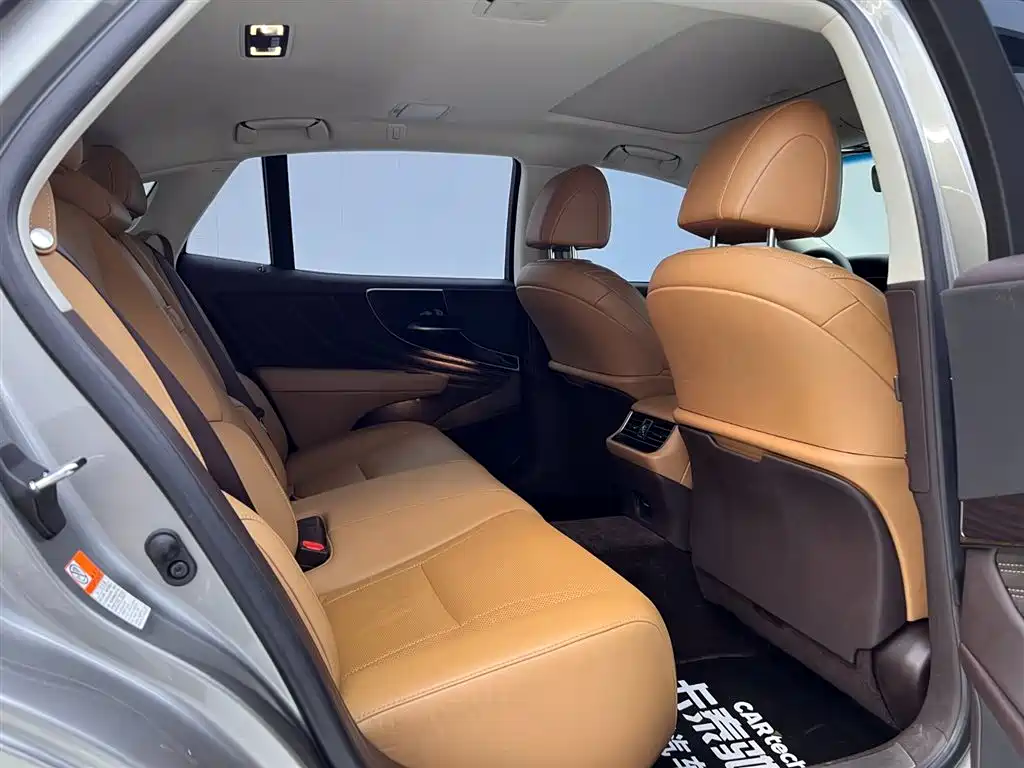 Lexus LS 2020 500h Excellence (China VI) фото 18