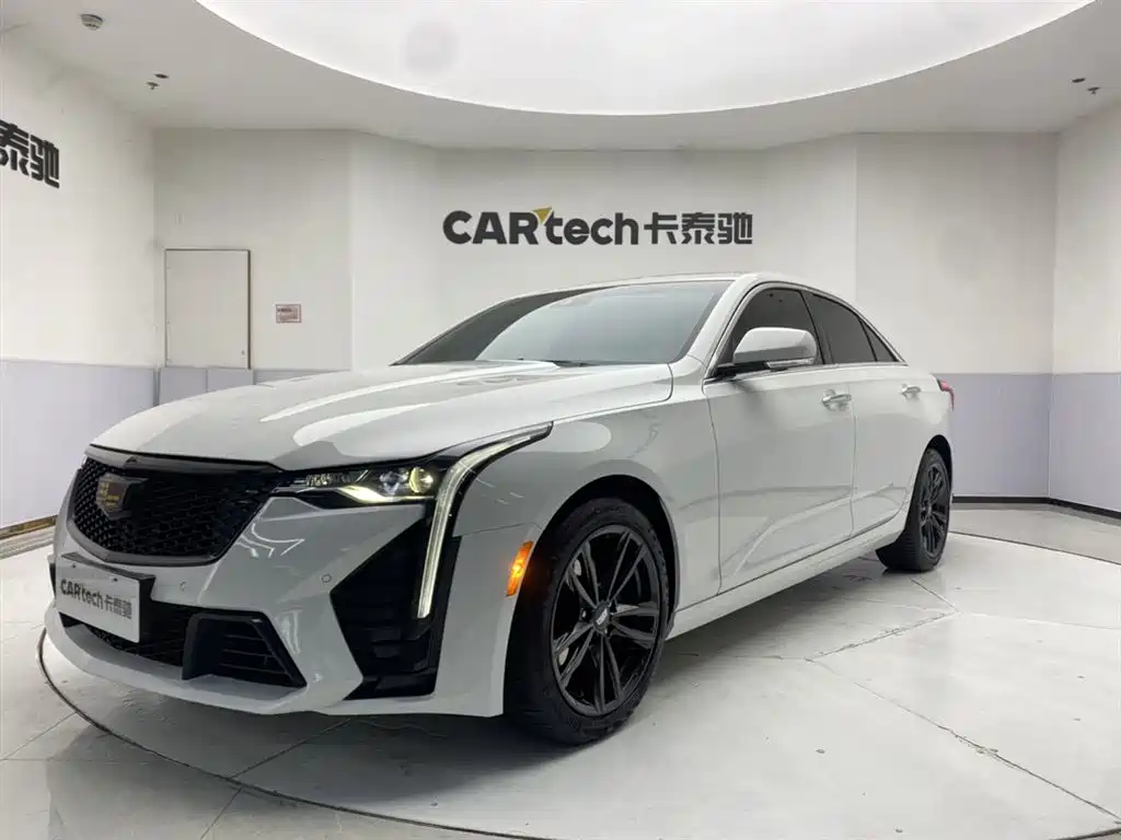 Cadillac CT4 2022 28T Luxury Model