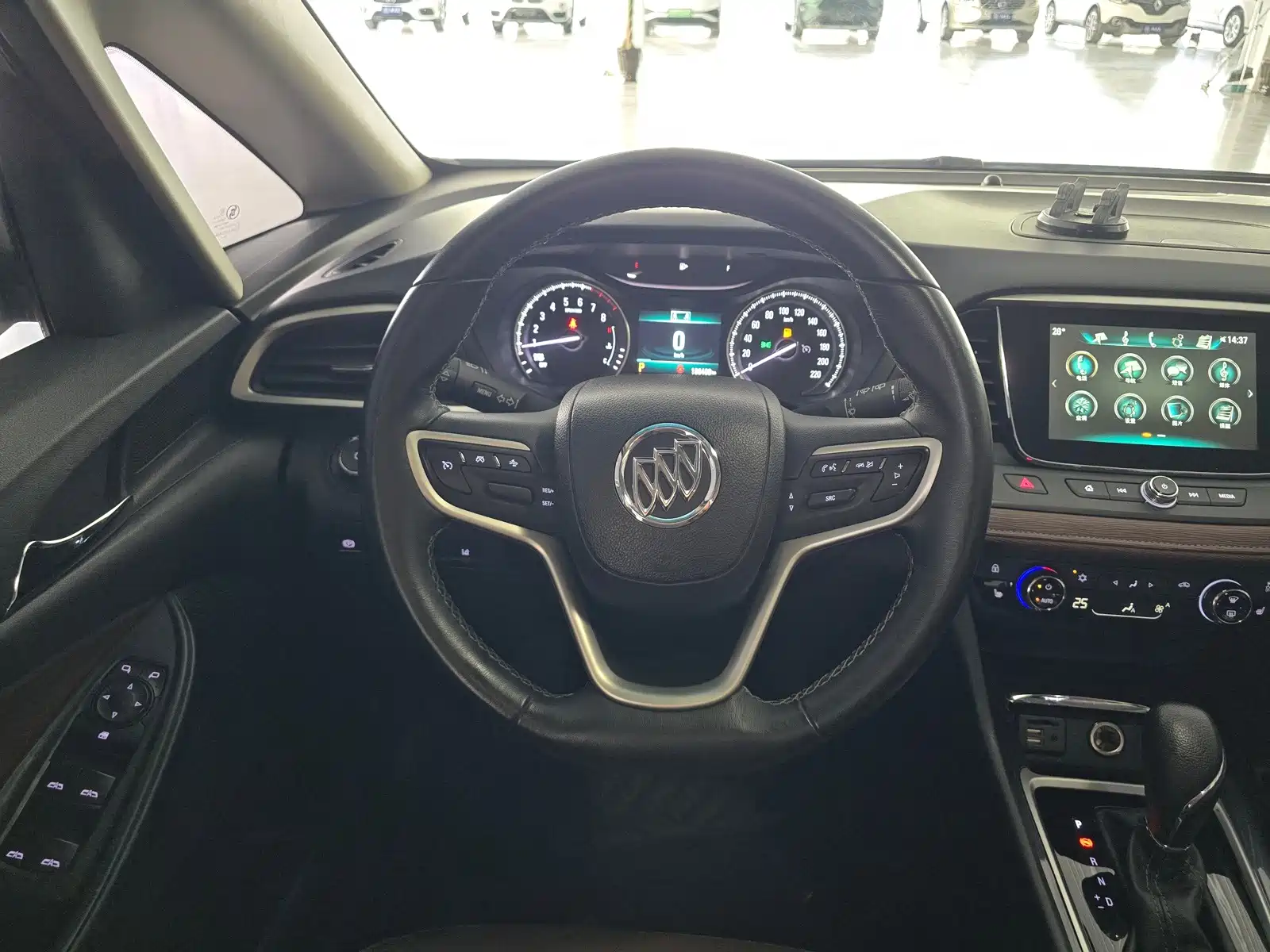 Photo 12 - Buick GL6