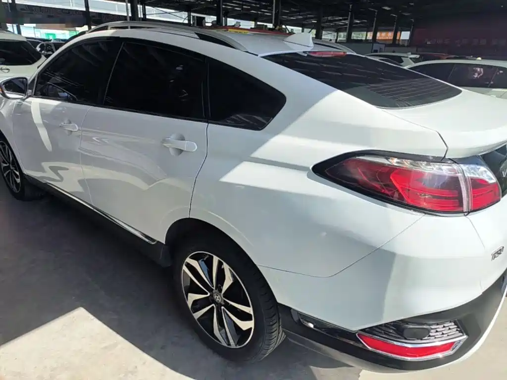 Venucia T90 2017 2017 2.0L CVT Smart Edition