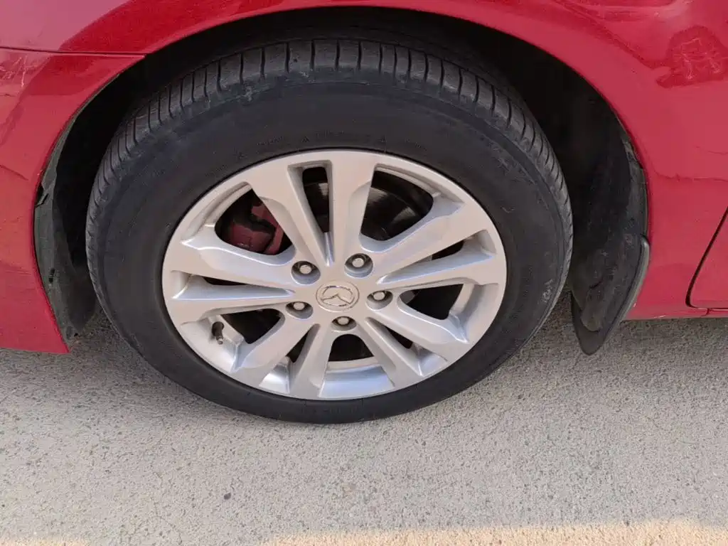 Photo 23 - Mazda 6