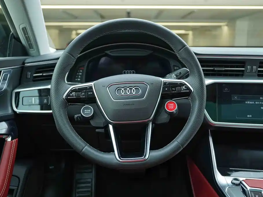 Фото 16 - Audi A7