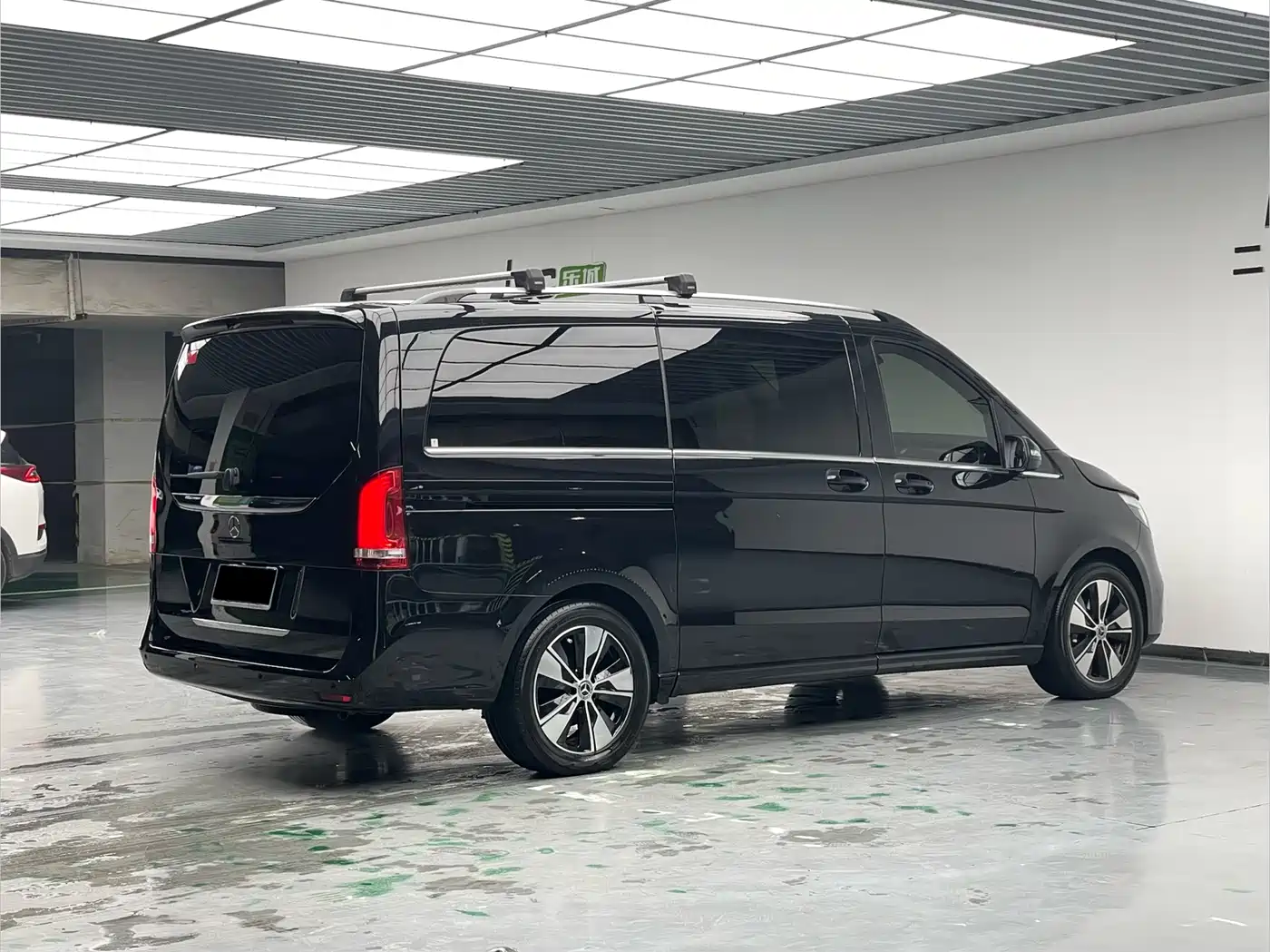 Mercedes-Benz V-Class 2020 V 260 Luxury Edition фото 6