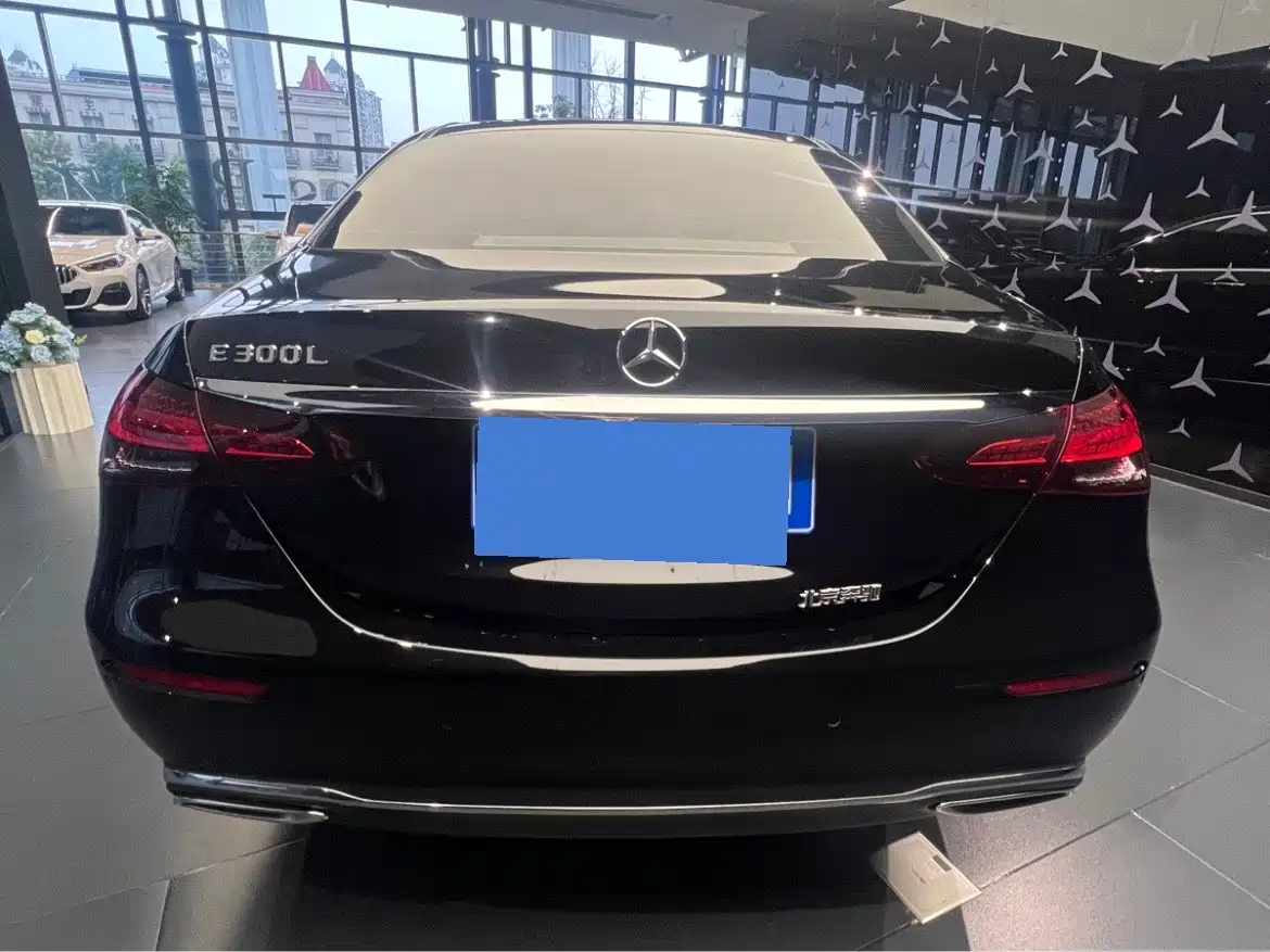  E CLASS