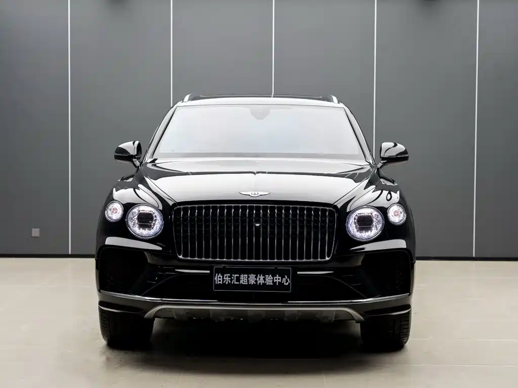 Bentley Bentayga 2024 2023 4.0T V8 Long Wheelbase Version