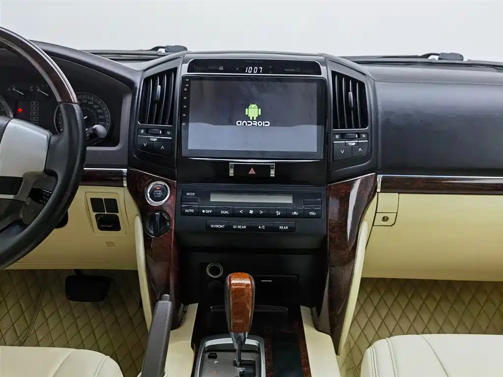 Toyota Land Cruiser (Import) фото 21