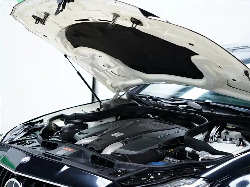 Mercedes-Benz CLS AMG 2015 AMG CLS 63 4MATIC фото 50