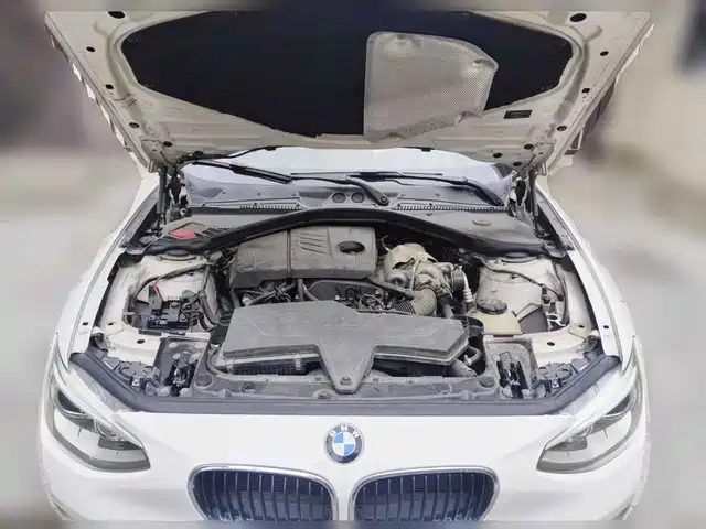 BMW 1 Series (Import) 2012 118i Leading — фото 3