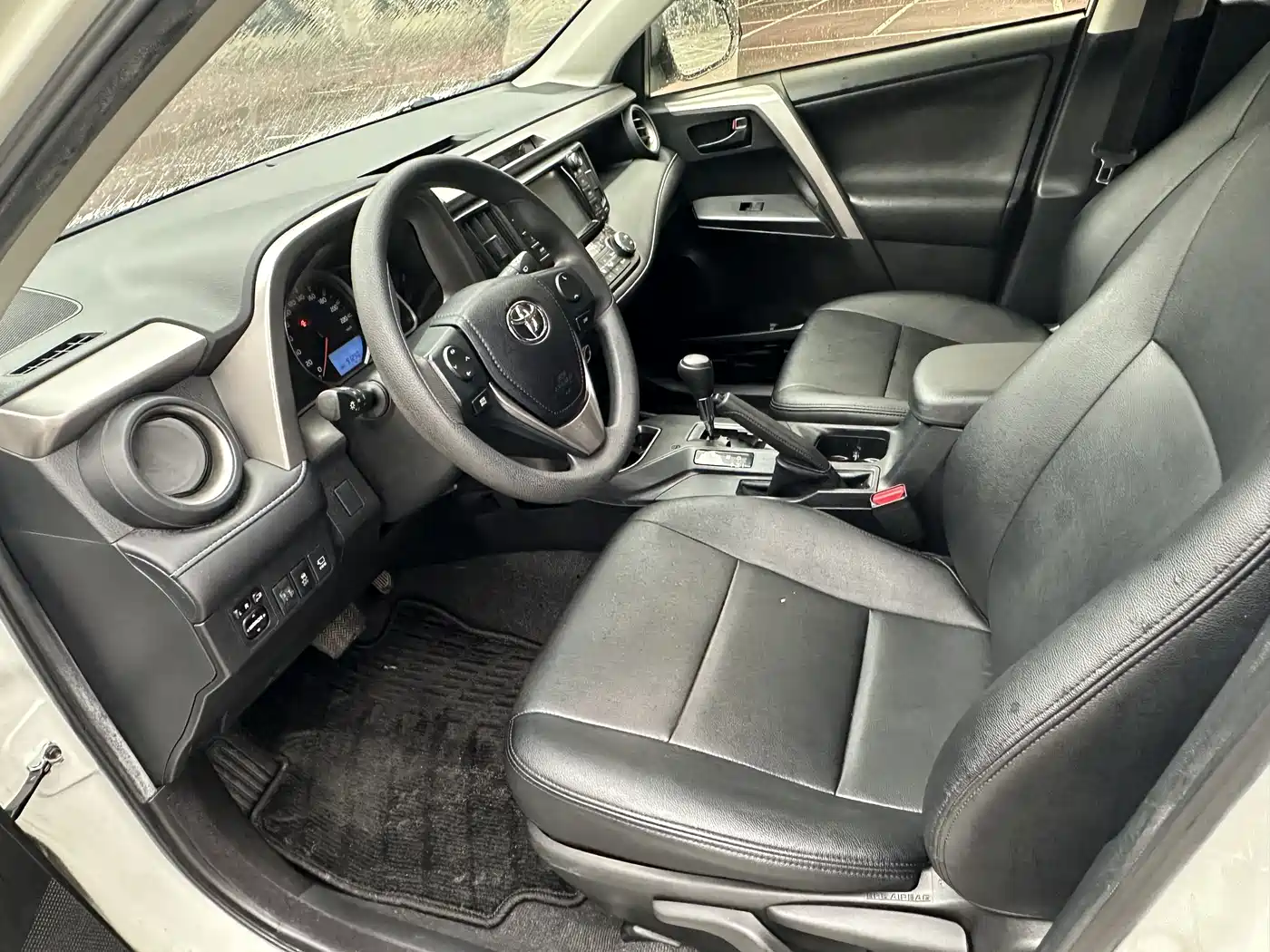 Toyota RAV4 Rongfang 2019 2.0L CVT 2WD Trend Edition China VI фото 6