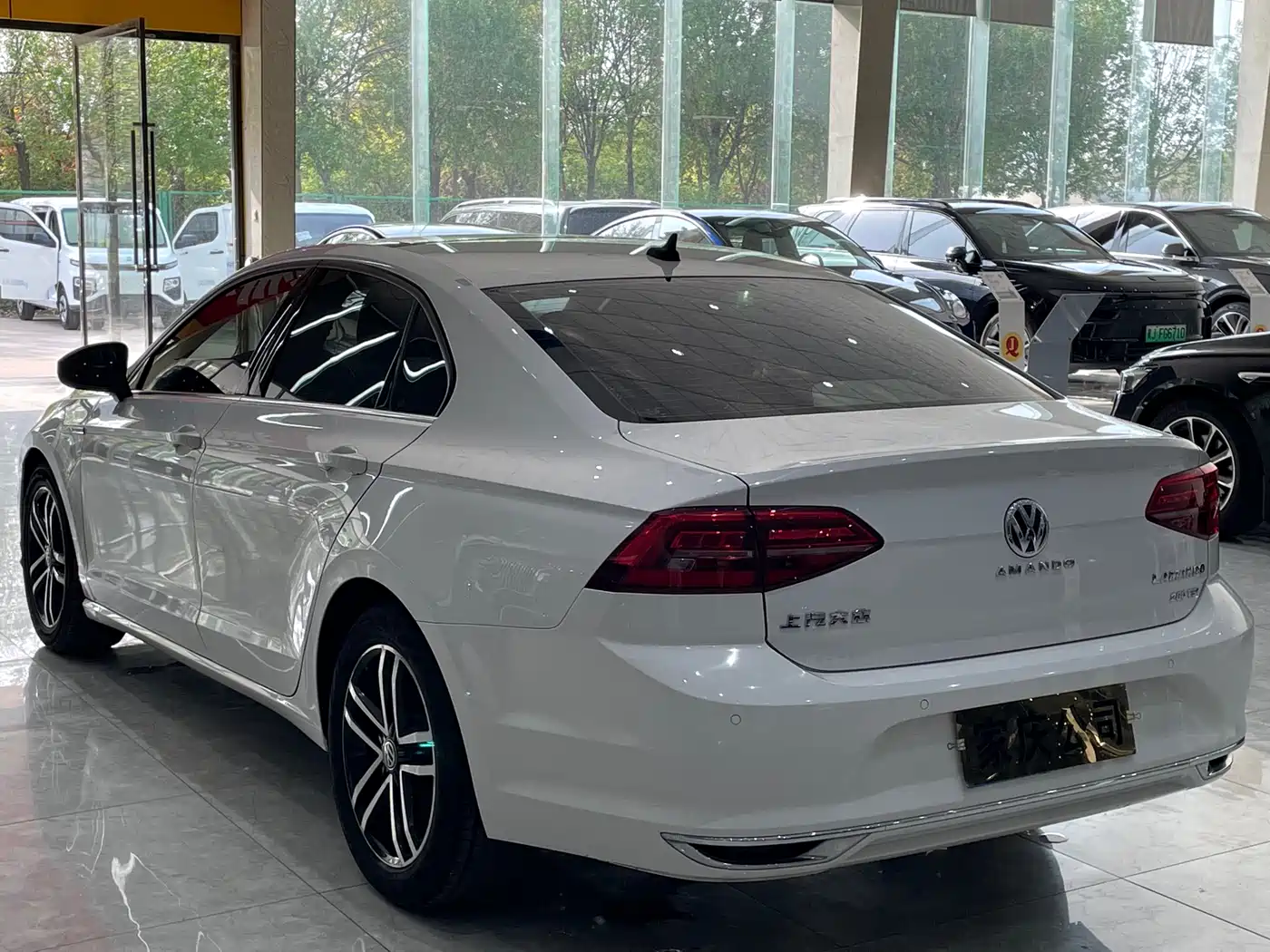 Volkswagen Lamando 2021 280TSI DSG Comfort Edition фото 7