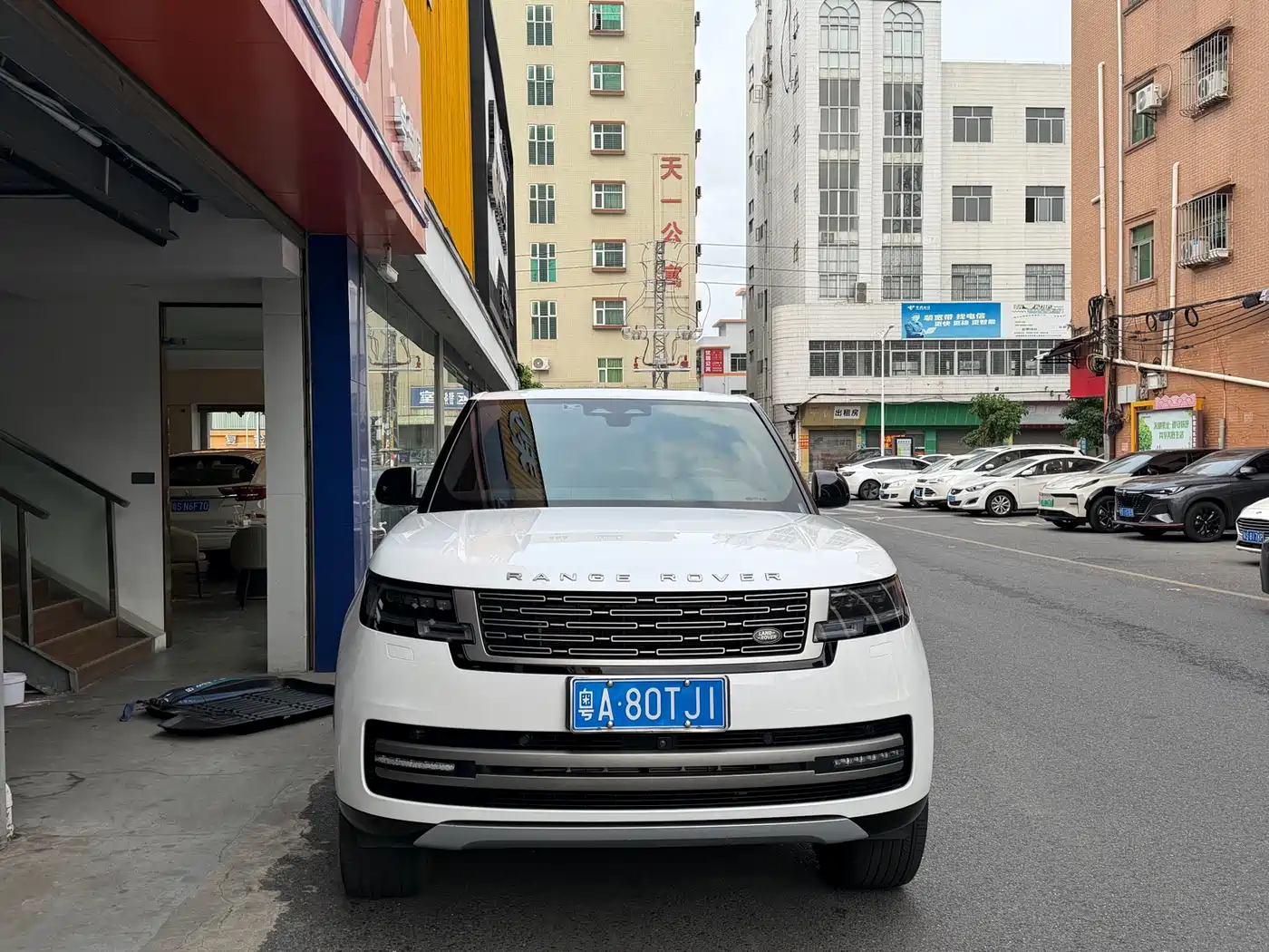 LAND ROVER RANGE ROVER