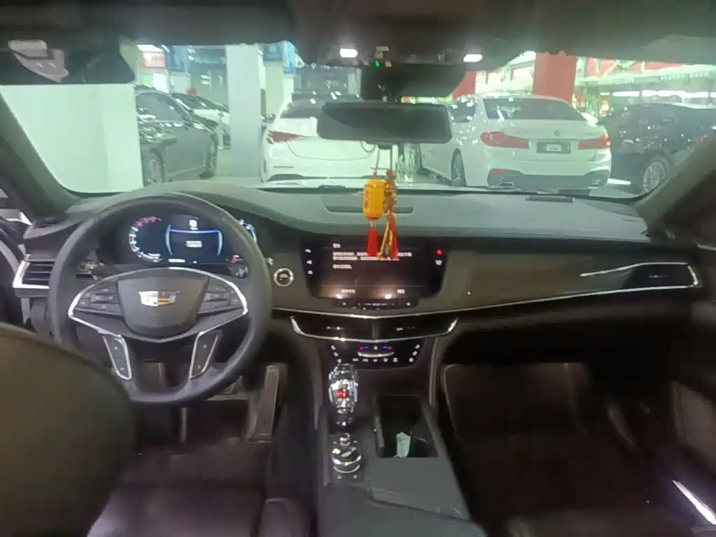 Cadillac CT6 2019 28T Leading Sport Model фото 10