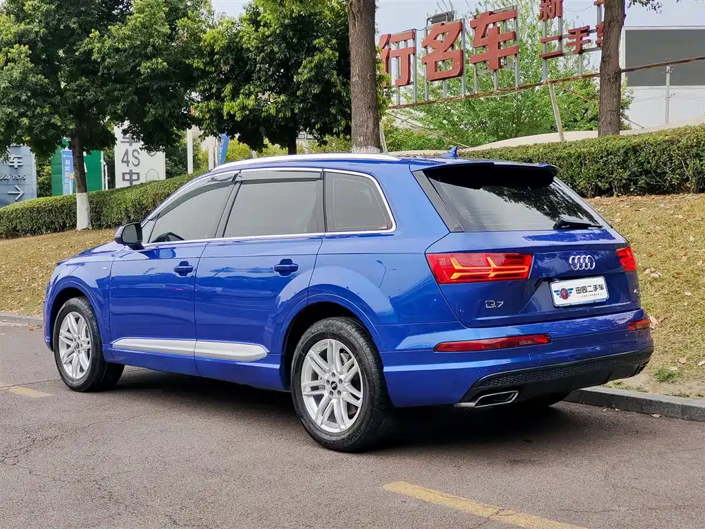 Audi Q7 2016 40 TFSI S line Sport фото 4