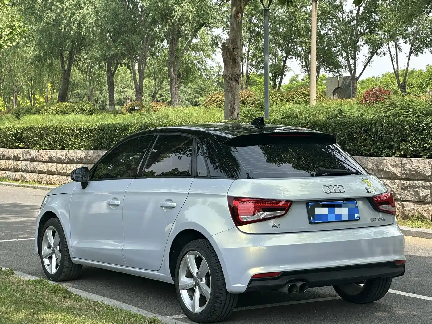 Audi A1 2016 30 TFSI Sportback Design Style Edition фото 7