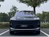 Фото 2 - NIO ES8