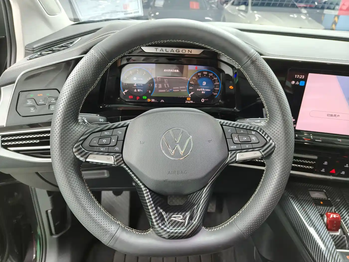 Volkswagen Talagon 2023 380TSI 4WD Luxury Pro Edition фото 10