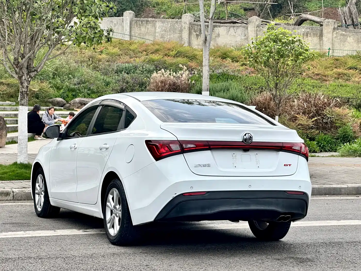 MG GT 2018 2016 Model 1.5T Automatic Premium Luxury Edition