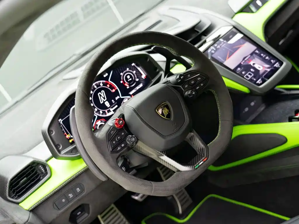 Lamborghini Revuelto 2025 2023 6.5L PHEV Standard