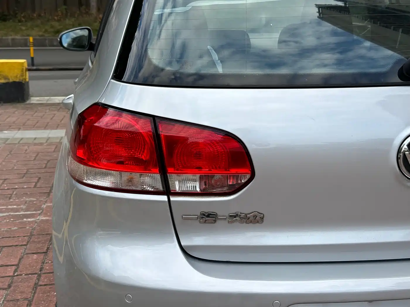 Volkswagen Golf 2011 1.4TSI Auto Comfort фото 6