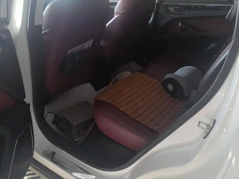 Zotye Damai X5 2016 2017 Upgrade 1.5T CVT Magistrate