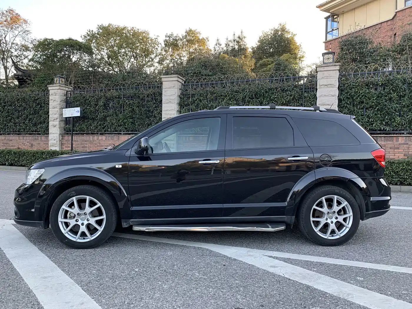 Dodge Journey 2014 2014 2.4L FWD Touring Edition