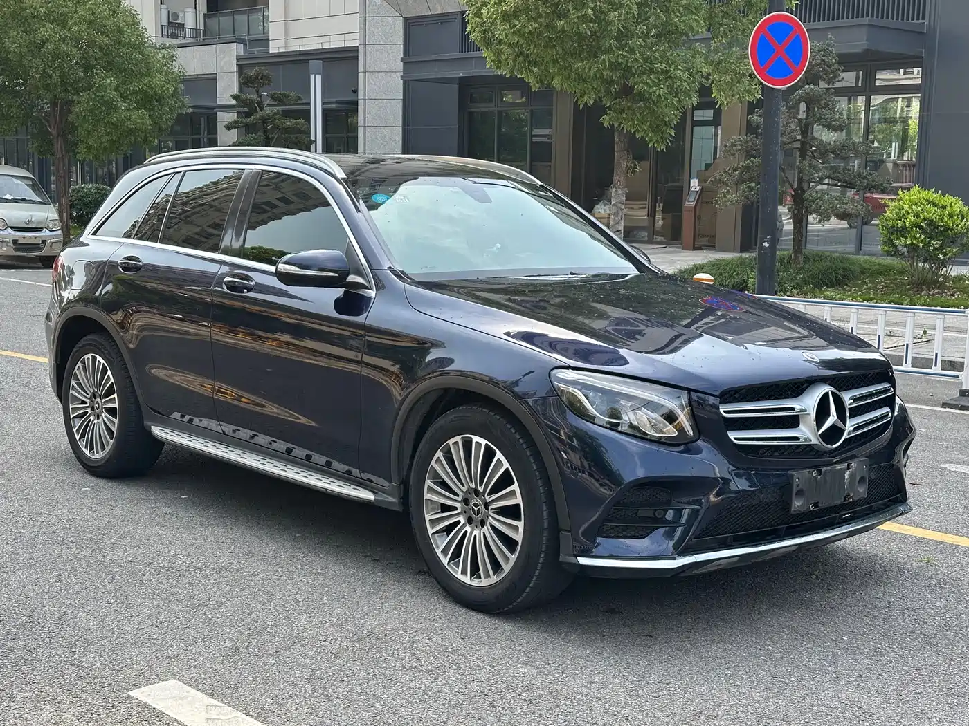 Mercedes-Benz GLC 2017 GLC 260 4MATIC Dynamic фото 3