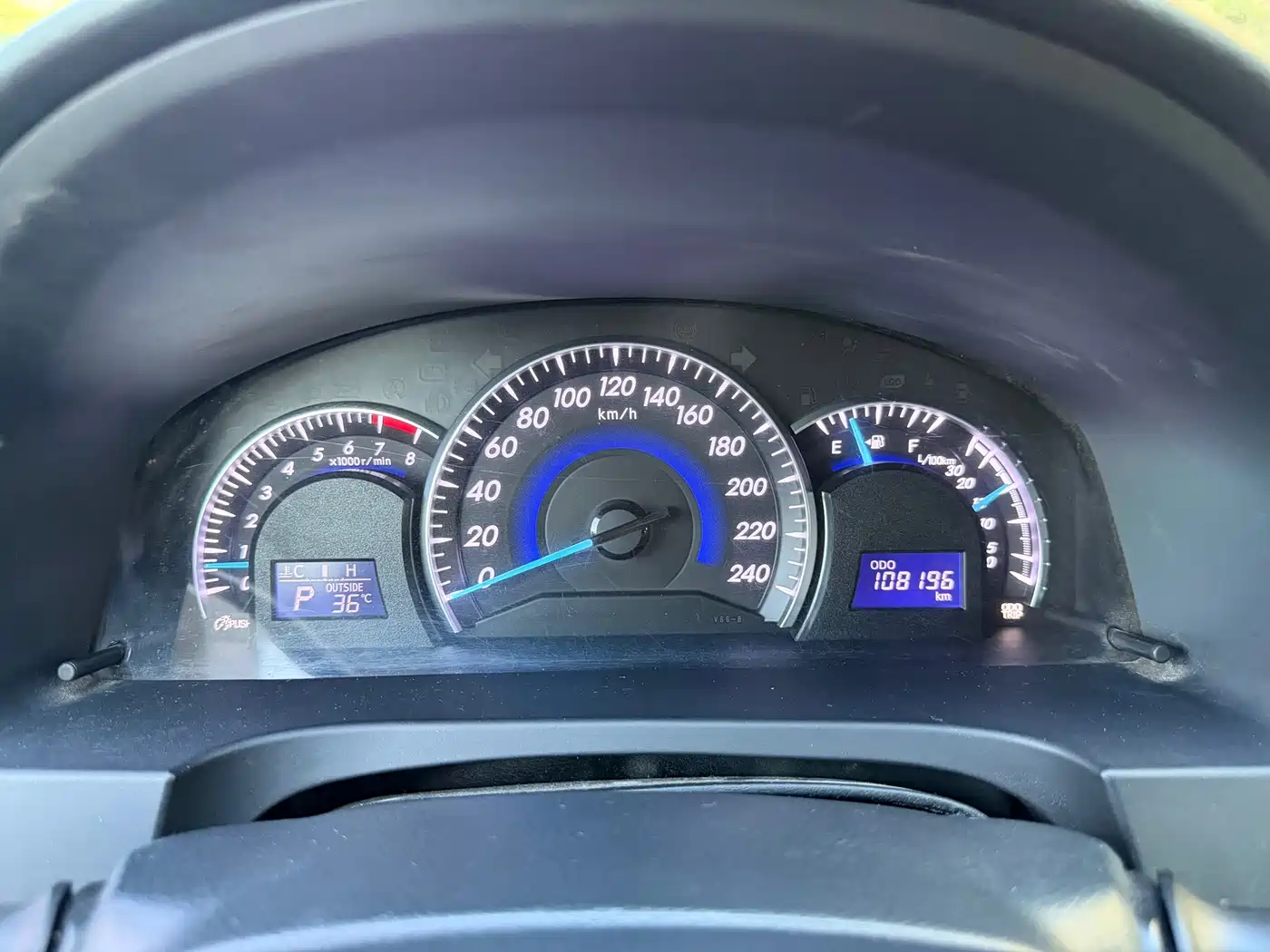 Фото 9 - Toyota Camry