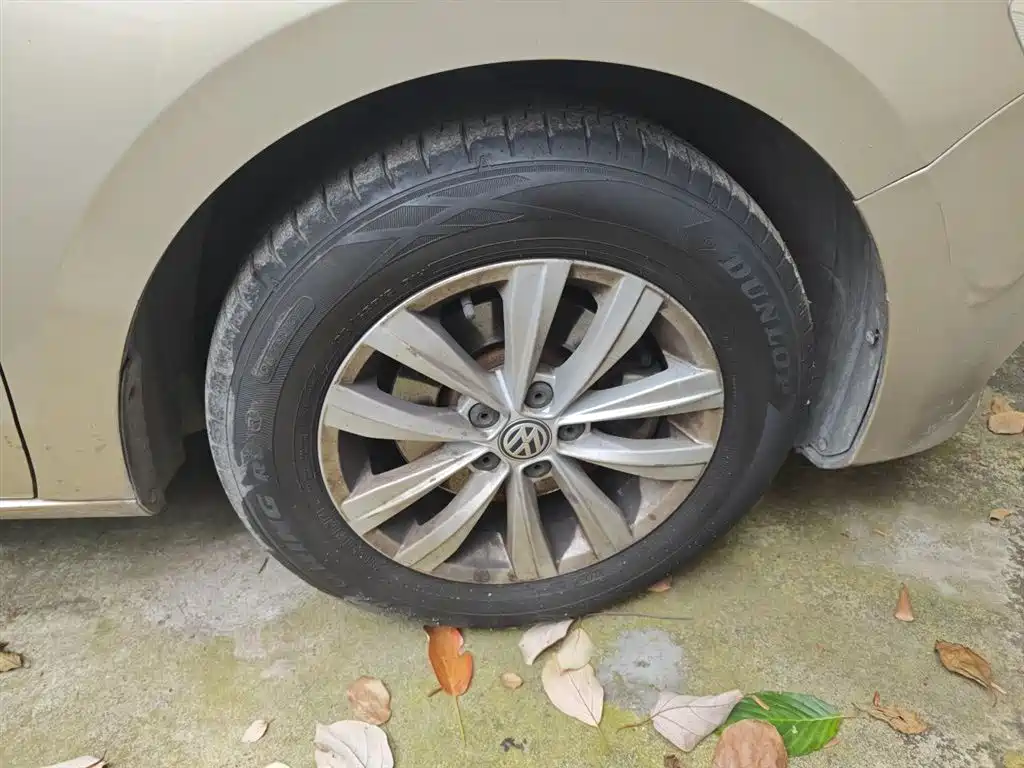 Volkswagen Bora 2018 1.5L Manual Fashion фото 24