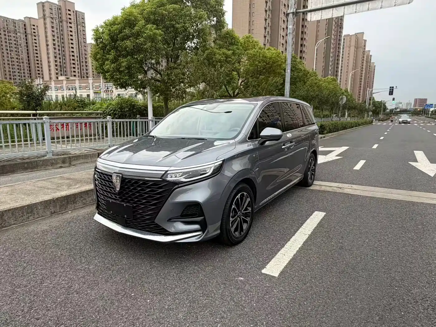 Roewe iMAX8 2021 2021 400TGI Supreme Series Ultimate Edition