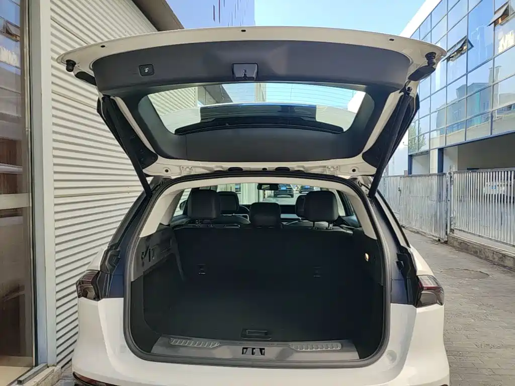 Lincoln Nautilus 2025 2025 2.0T FWD Launch Edition